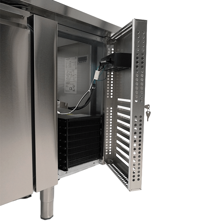 CombiSteel 700 REFRIGERATED COUNTER 3 DOORS AND 2 DRAWERS ENERGY LINE