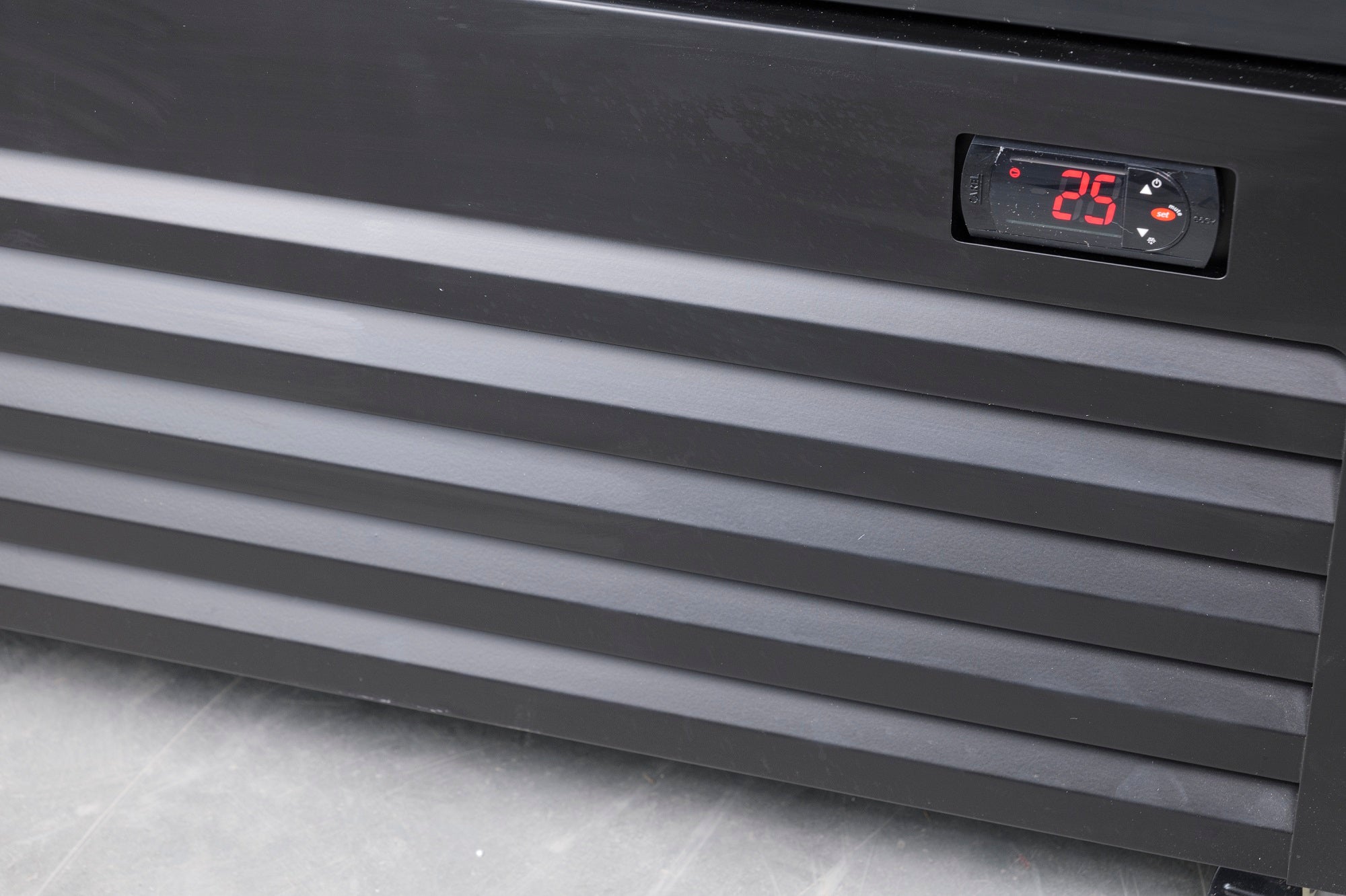 CombiSteel REFRIGERATOR WITH SLIDING GLASS DOORS BEZ-780 SL BLACK