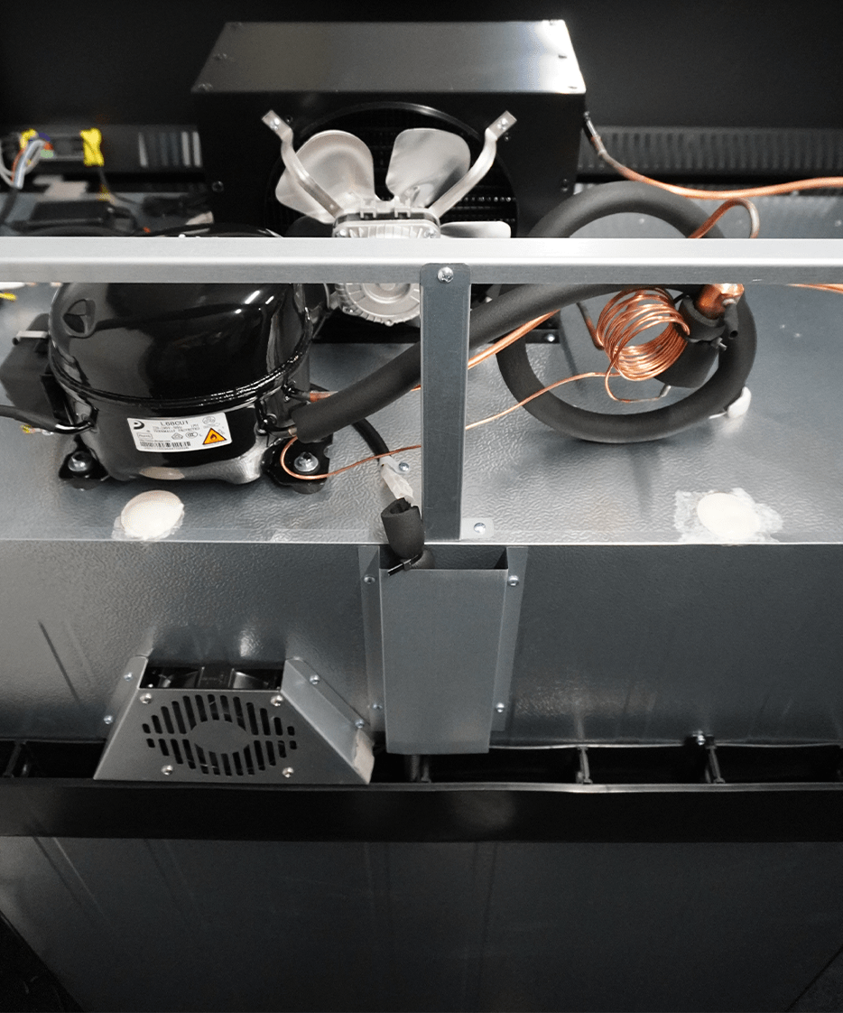 CombiSteel REFRIGERATOR 2 GLASS DOORS BLACK IRM-770 BL