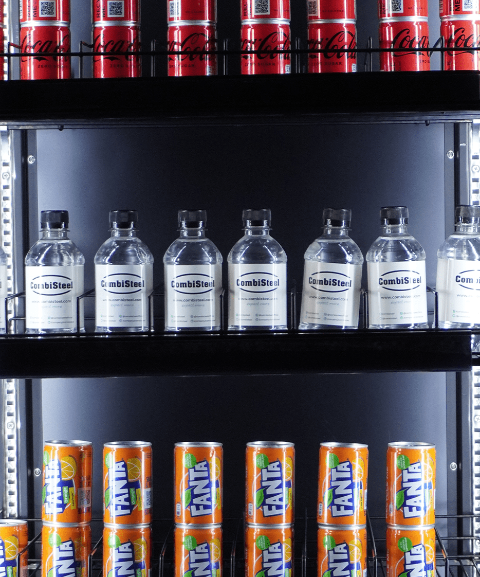 CombiSteel REFRIGERATOR 3 GLASS DOORS BLACK CEB-1600R BL