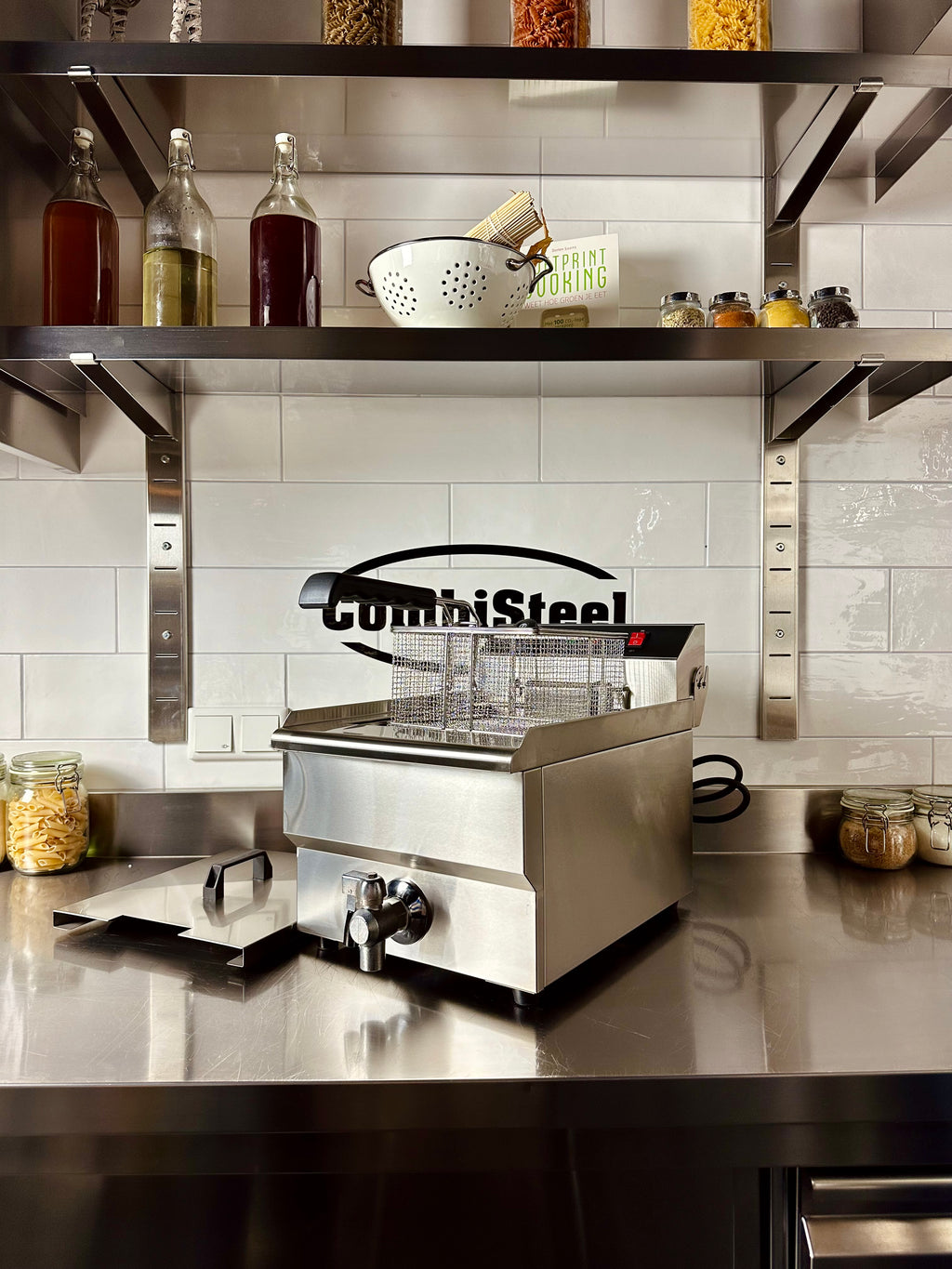 CombiSteel ELECTRIC COUNTER FRYER 1X8 L
